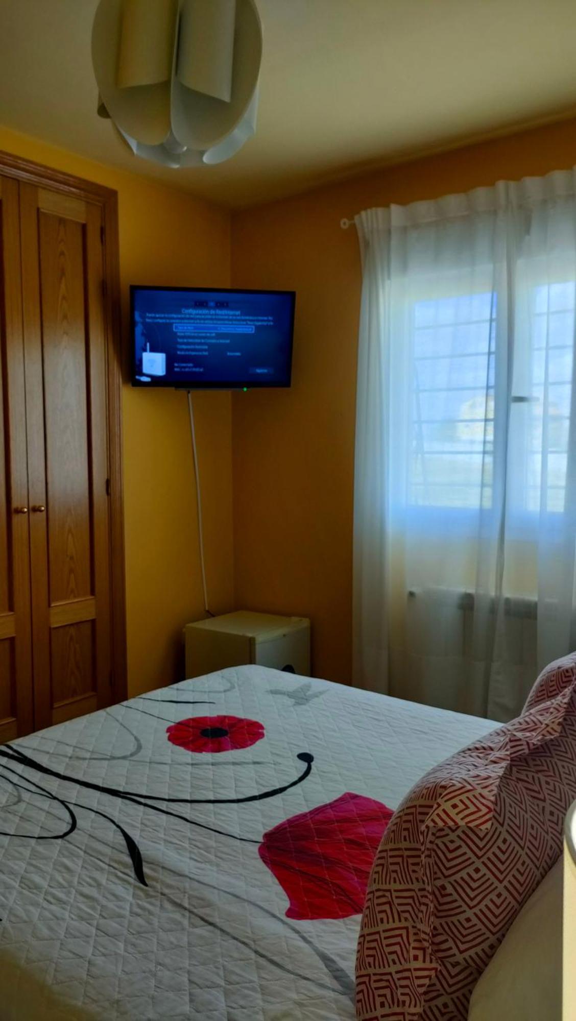 Hermosa Habitación amplia, fresca y tranquila. Anover de Tajo Quarto foto